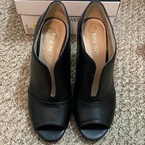 Nine West peep toe heels